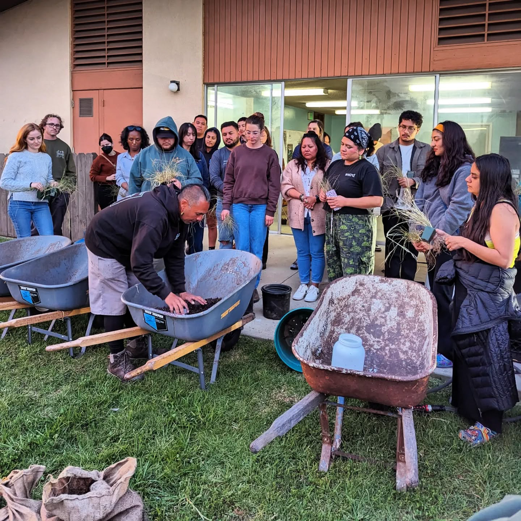 Picture wall left bottom